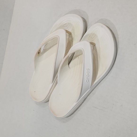 Crocs Flip Flops Size Womens 10 or Mens 8 - Picture 2 of 6